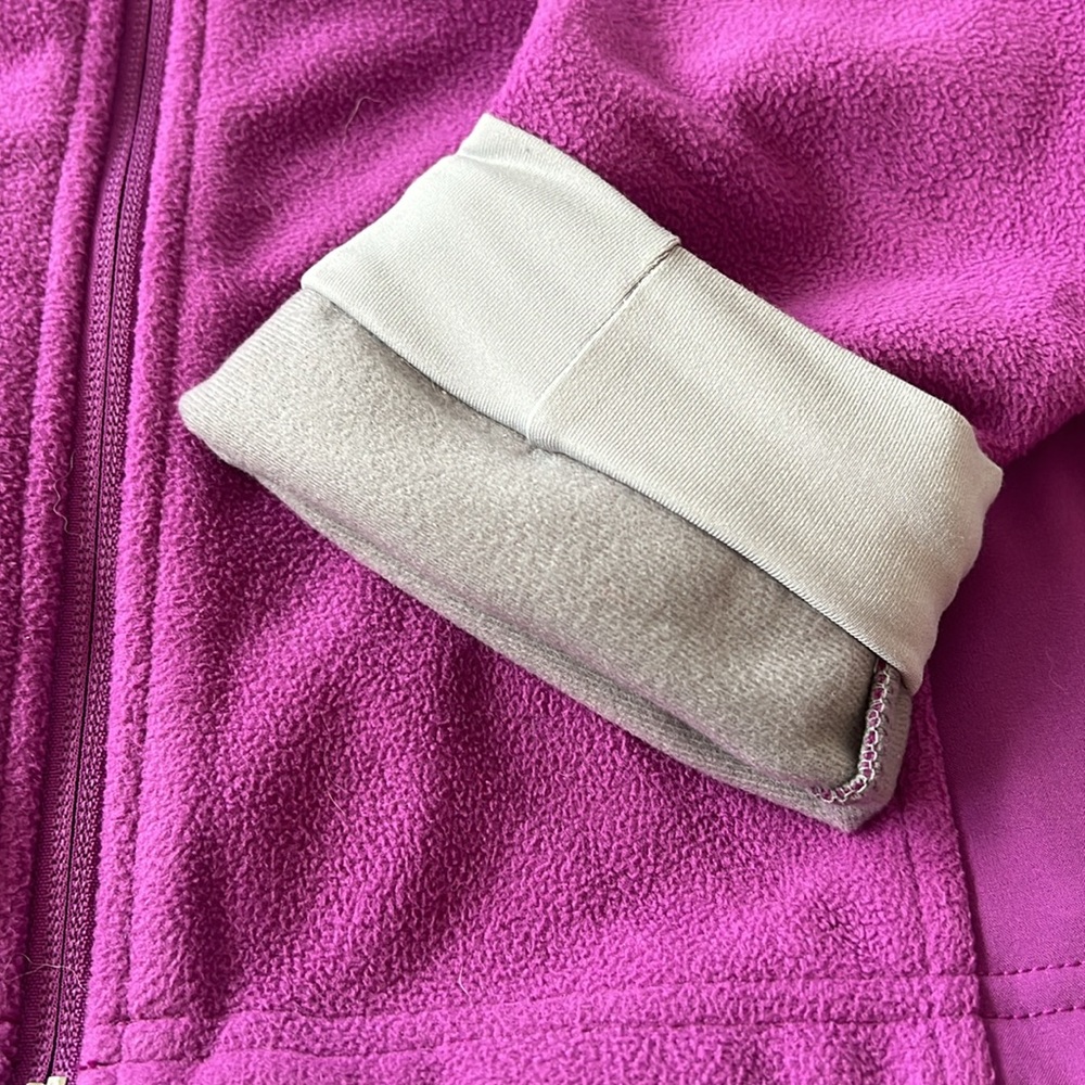 Mountain Hardware Fleece Jacket. - image 2